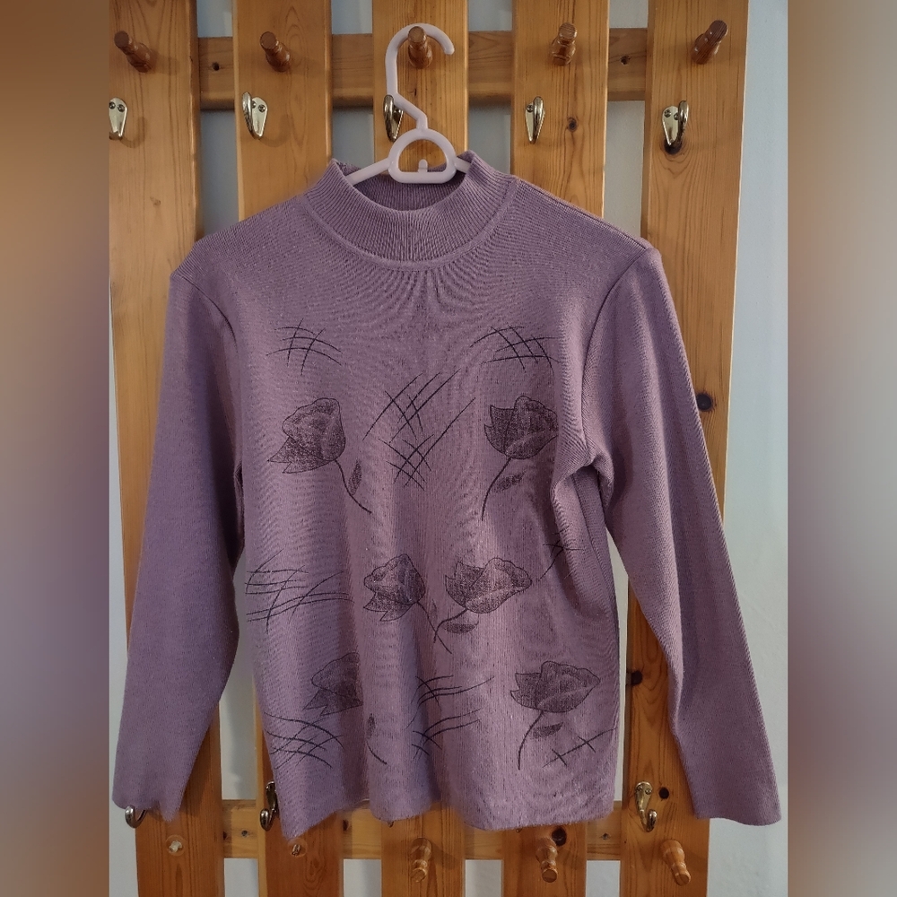 Mauve knit sweater